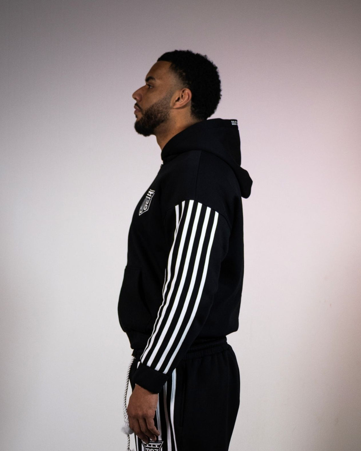 STRIPED HOODIE BLACK