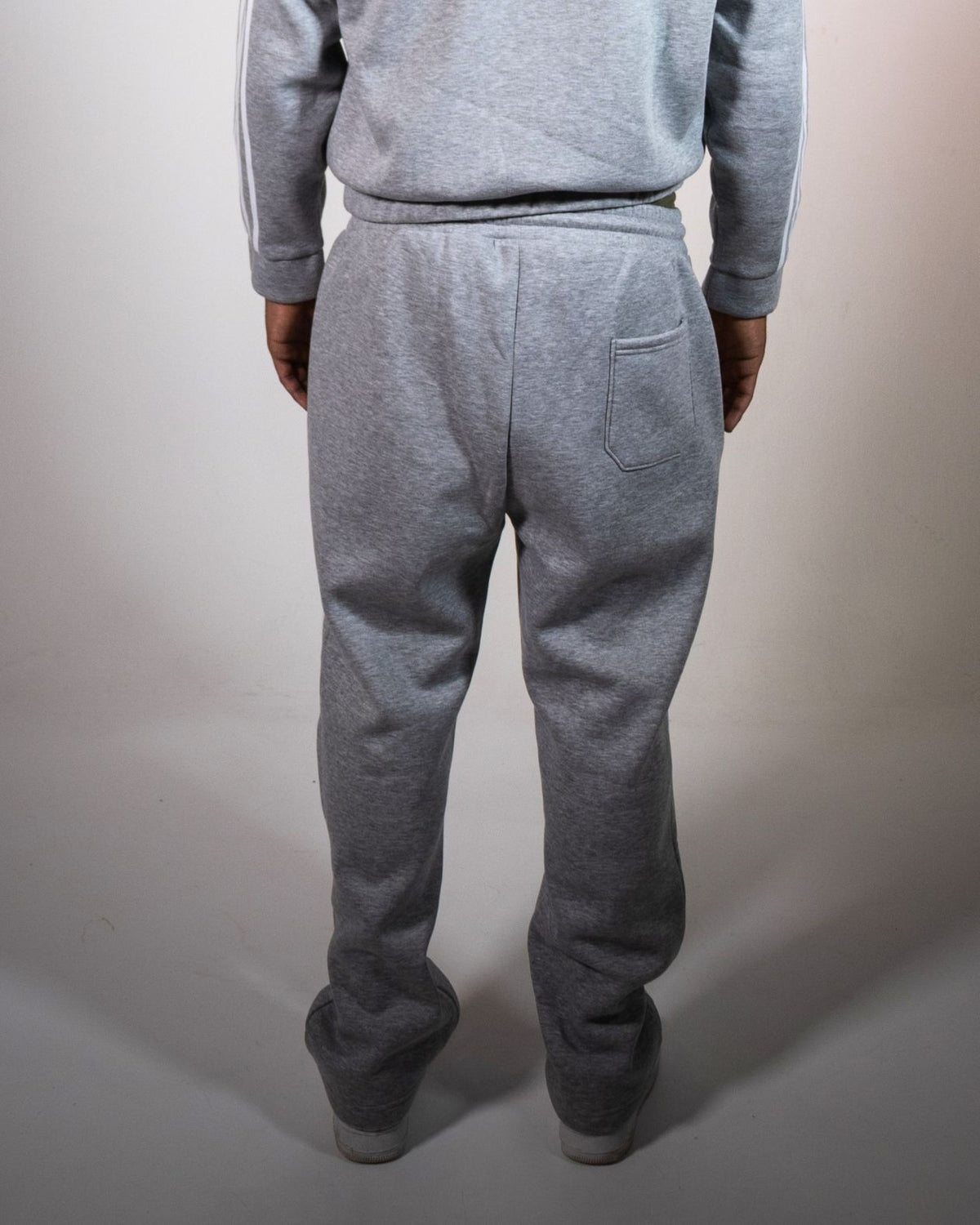 STRIPED JOGGER GREY
