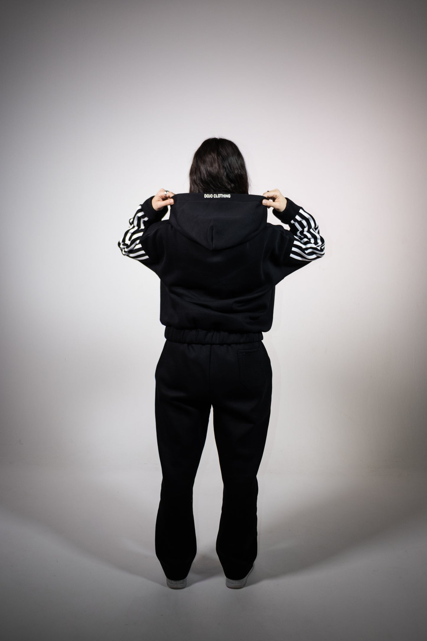 TRACKSUIT BLACK